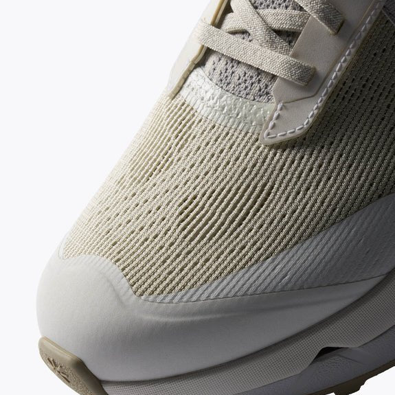 Terra.001 - Waterfriendly SneakerTropicfeel ThailandTropicfeel Thailand2500133U42738Silver Grey38Terra.001