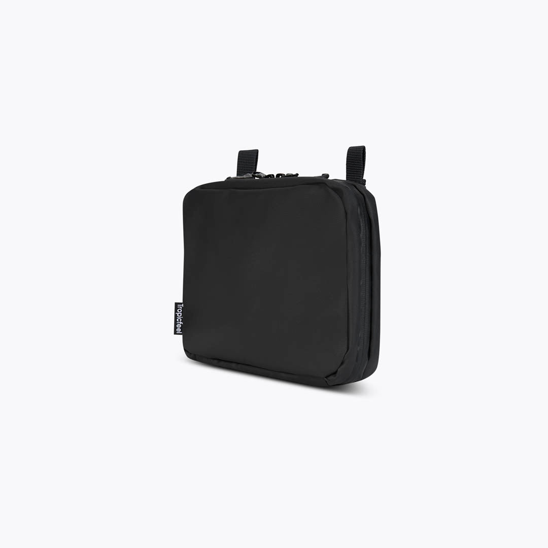 FidLock® Toiletry Core Black - Backpack AccessoriesTropicfeelTropicfeel Thailand2390022U001008436604117790Core Blackproduct - image