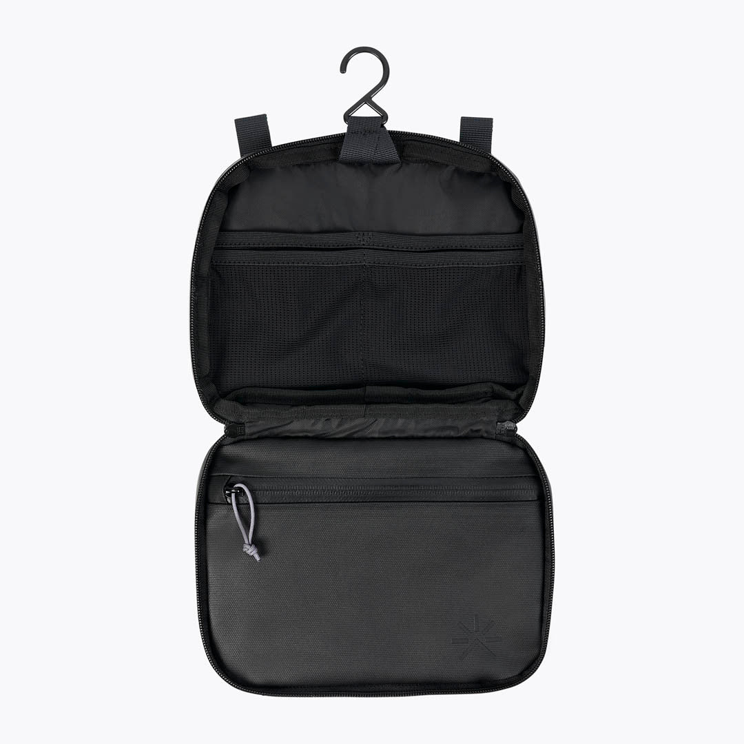 FidLock® Toiletry Core Black – Tropicfeel Thailand